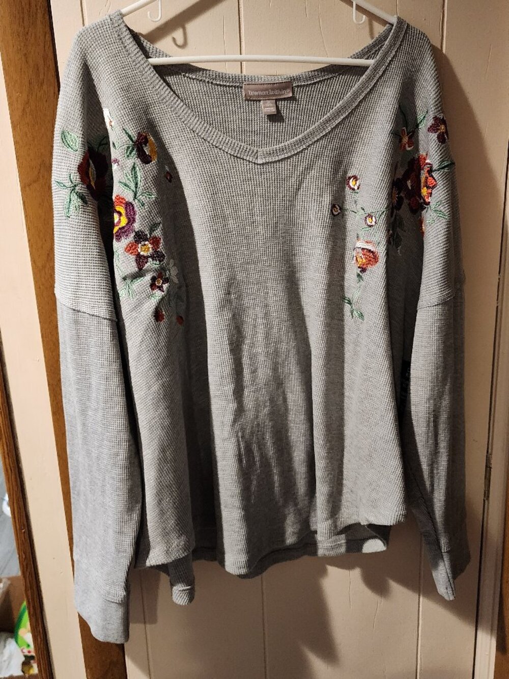 **Woman Within Gray Waffle Knit Floral Top | Size 3X | NWT Embroidered Sweater**